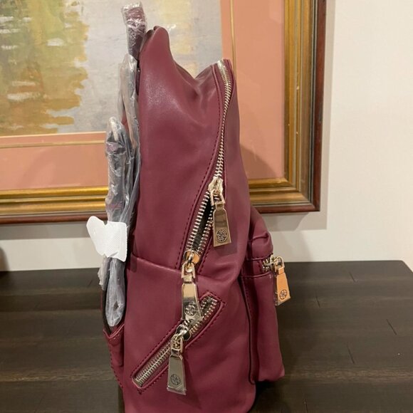 Guess Backpack - Picture 3 of 4